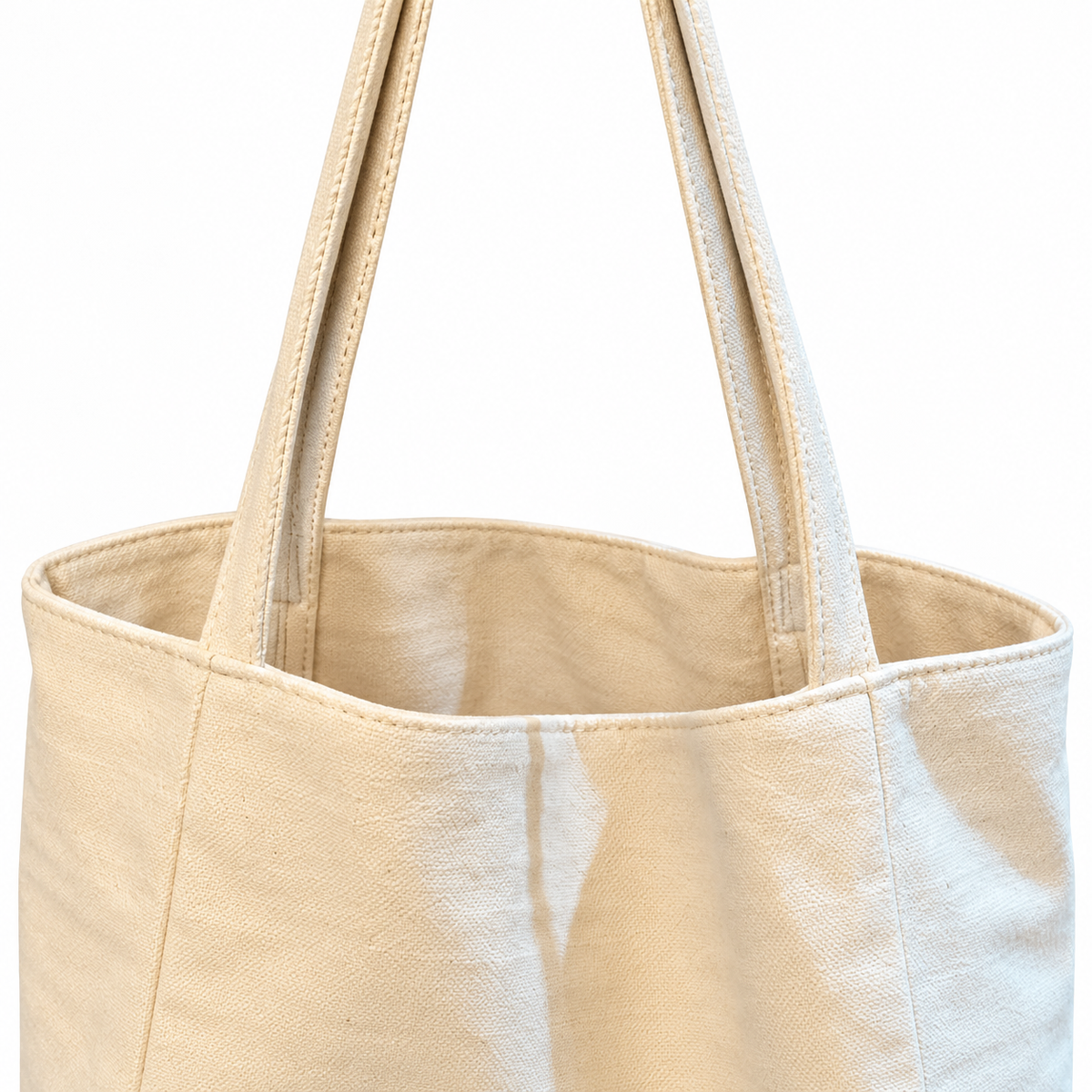 Open top and shoulder handles detail of the tote bag
